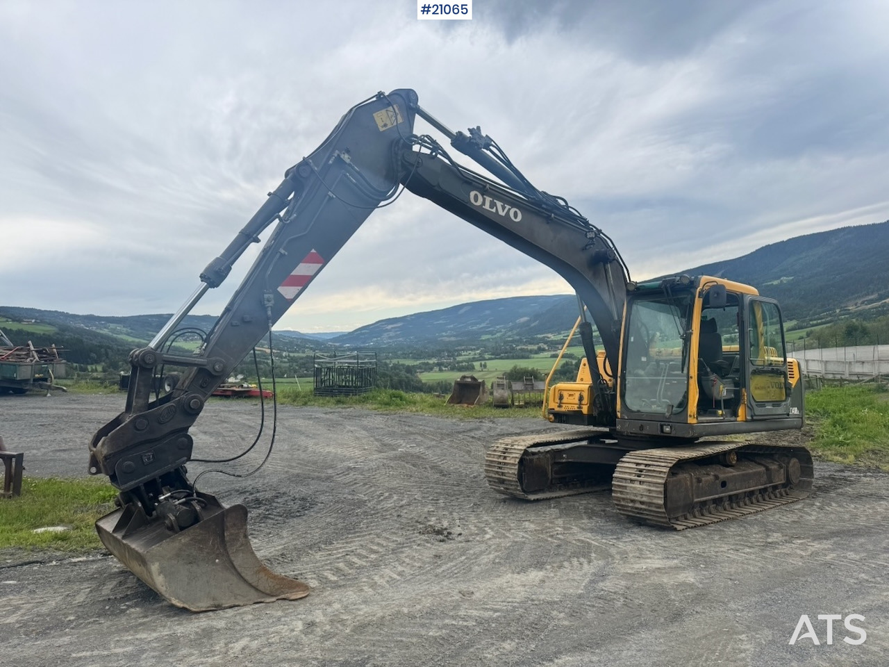Volvo EC140 BLC - Excavator pe şenile: Foto 2 Volvo EC140 BLC - Excavator pe şenile: Foto 2