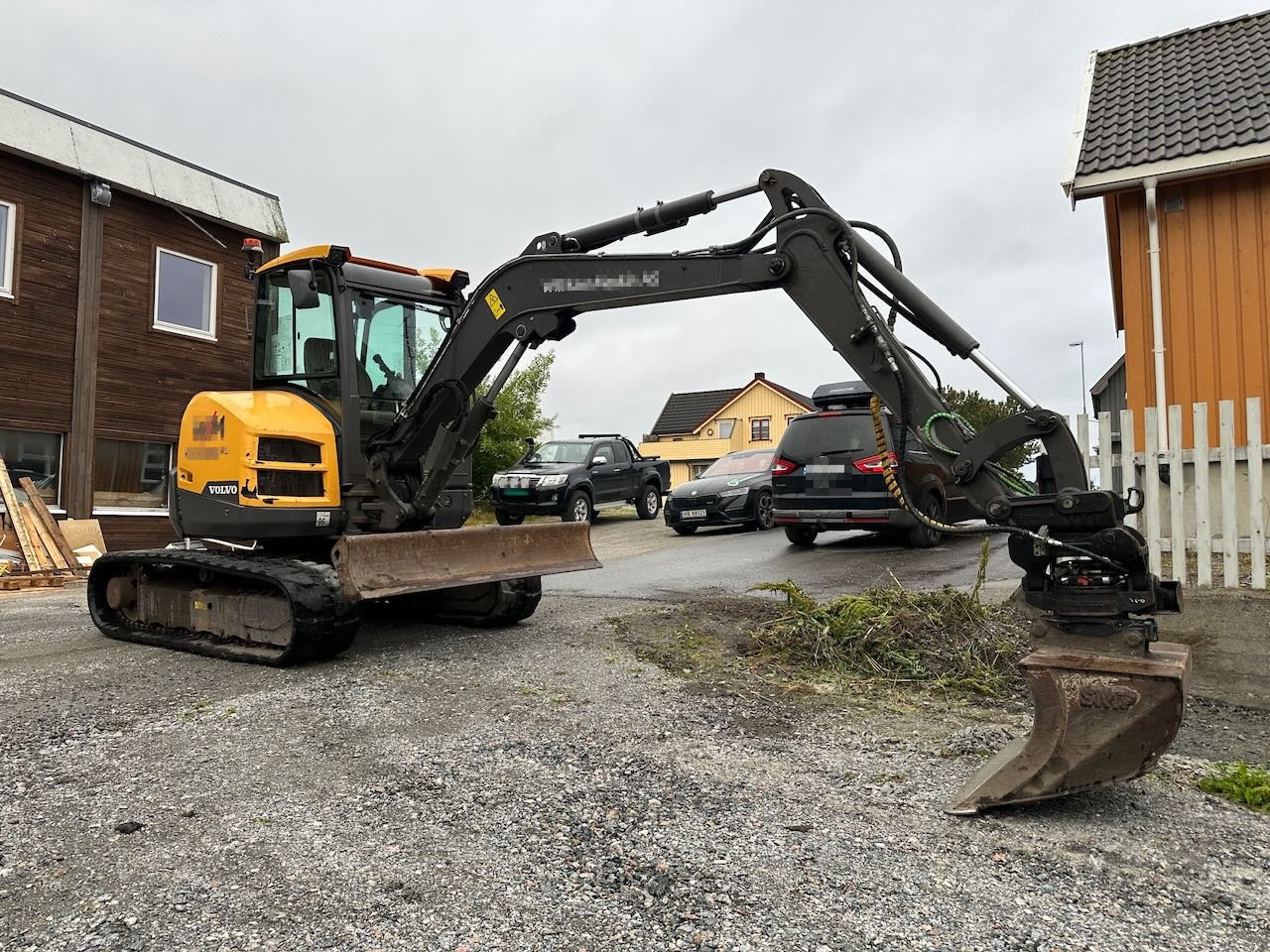 Volvo ECR 50D - Excavator pe şenile: Foto 1 Volvo ECR 50D - Excavator pe şenile: Foto 1