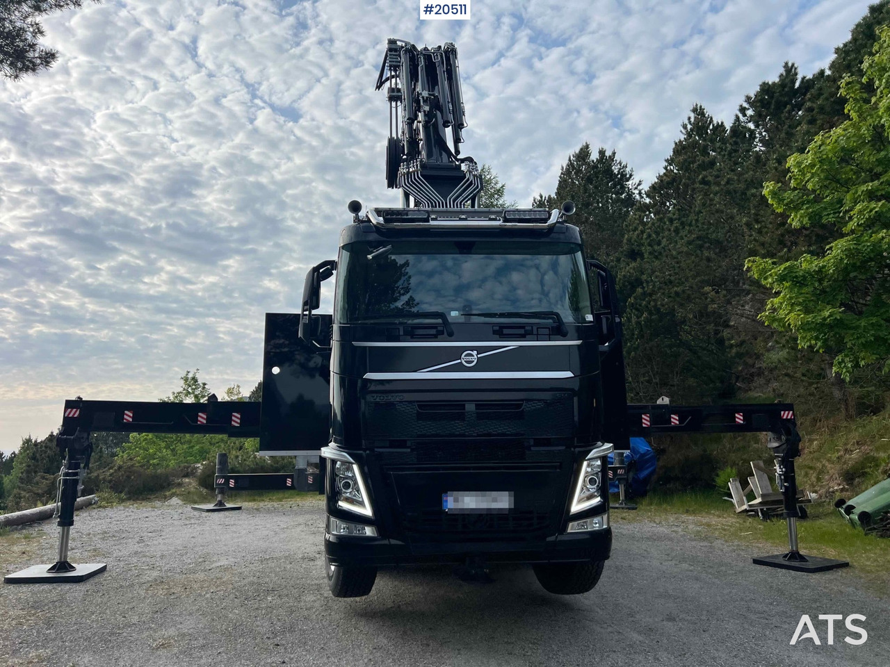 Volvo FH 540 8x2 Kranbil m/ 2021 165 t/m HIDROKON kran m/ jibb og vinsj og enn masse utstyr! SE VIDEO - Camion cu macara: Foto 3 Volvo FH 540 8x2 Kranbil m/ 2021 165 t/m HIDROKON kran m/ jibb og vinsj og enn masse utstyr! SE VIDEO - Camion cu macara: Foto 3