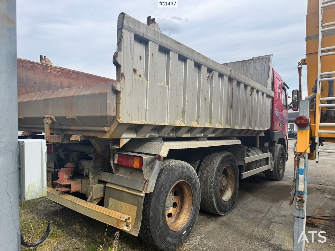 Volvo FH12 420 - Camion basculantă: Foto 5 Volvo FH12 420 - Camion basculantă: Foto 5