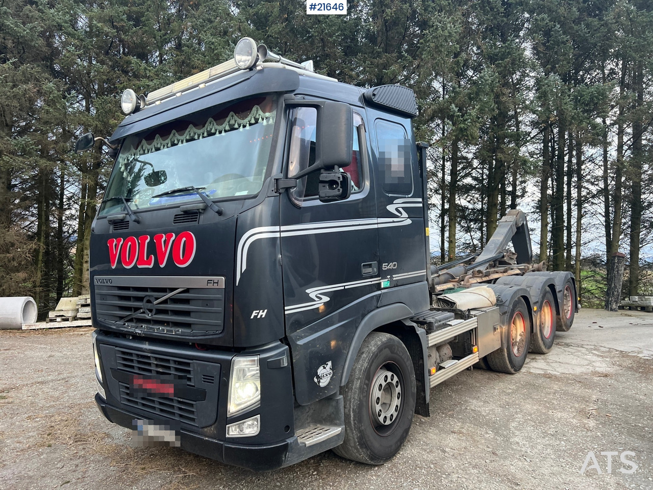 Volvo FH13 8x4 tridem krokbil m/ 20t Hiab krok og opplegg for kran - Camion cu macara: Foto 1 Volvo FH13 8x4 tridem krokbil m/ 20t Hiab krok og opplegg for kran - Camion cu macara: Foto 1