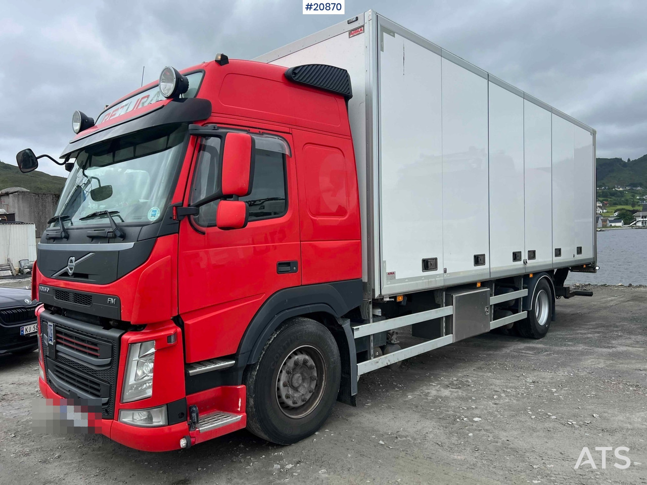 Volvo FM 330 - Camion furgon: Foto 1 Volvo FM 330 - Camion furgon: Foto 1
