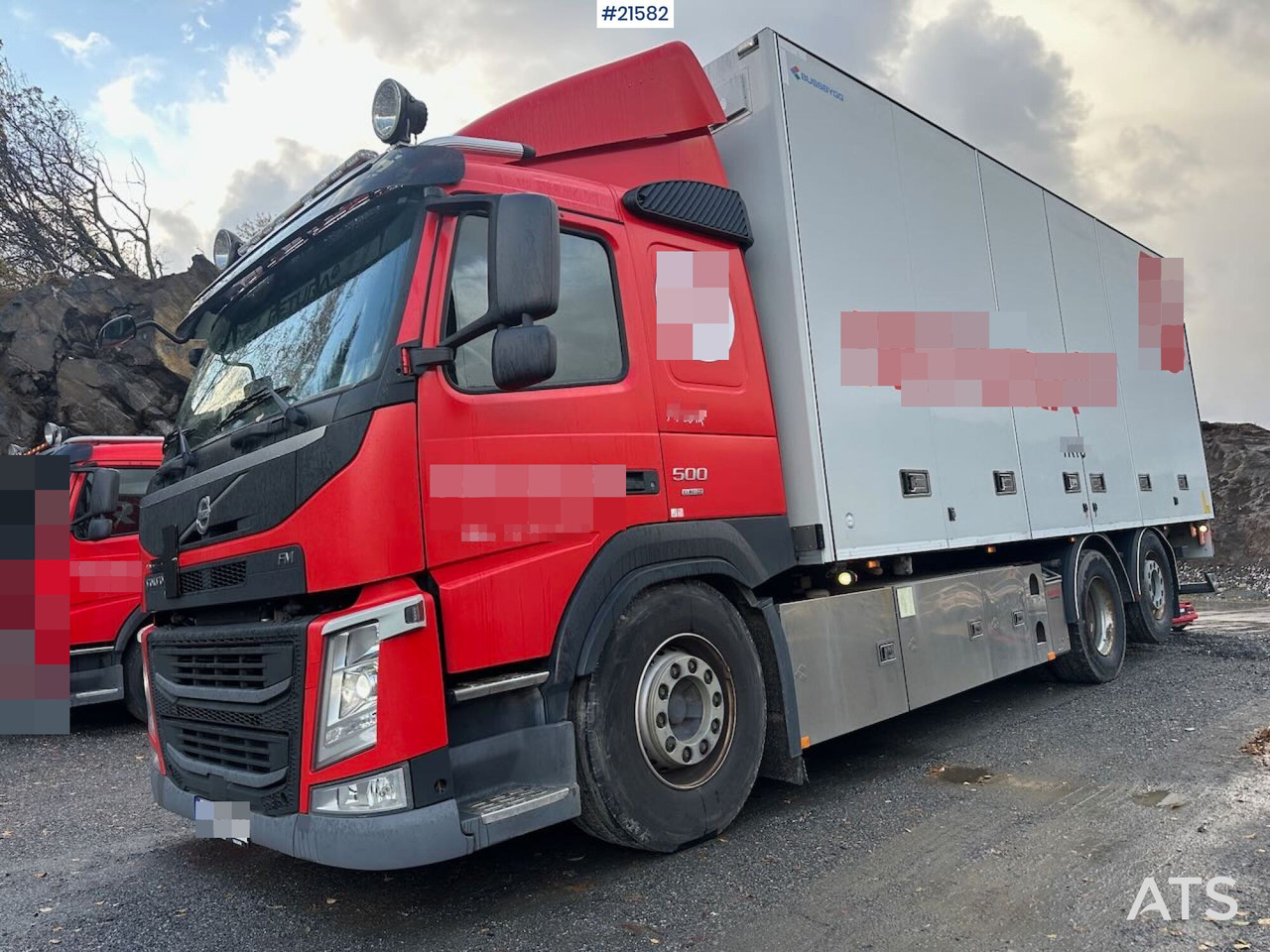 Volvo FM 500 6x2 skapbil m/ full sideåpning og lift. - Camion furgon: Foto 2 Volvo FM 500 6x2 skapbil m/ full sideåpning og lift. - Camion furgon: Foto 2