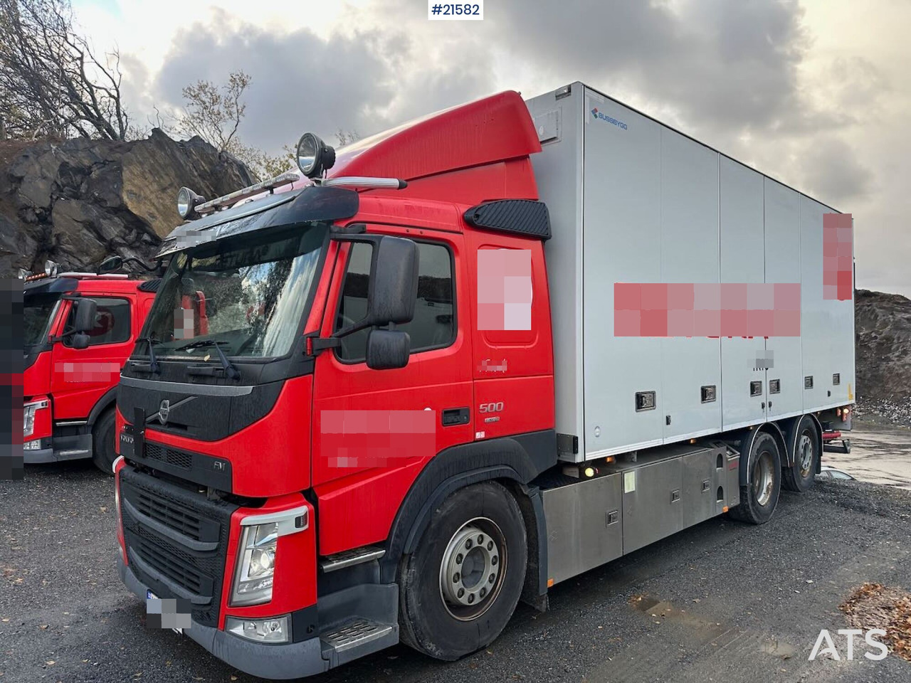 Volvo FM 500 6x2 skapbil m/ full sideåpning og lift. - Camion furgon: Foto 3 Volvo FM 500 6x2 skapbil m/ full sideåpning og lift. - Camion furgon: Foto 3
