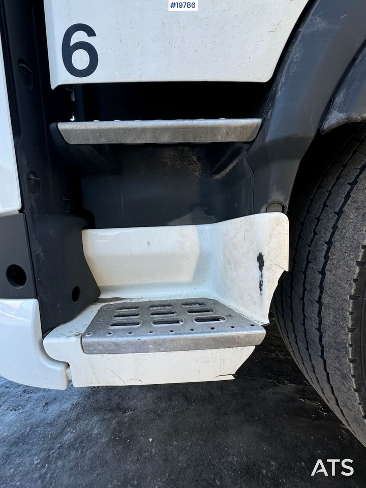 Camion furgon Volvo FM370: Foto 11