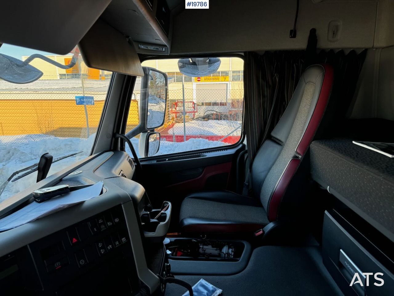 Camion furgon Volvo FM370: Foto 24