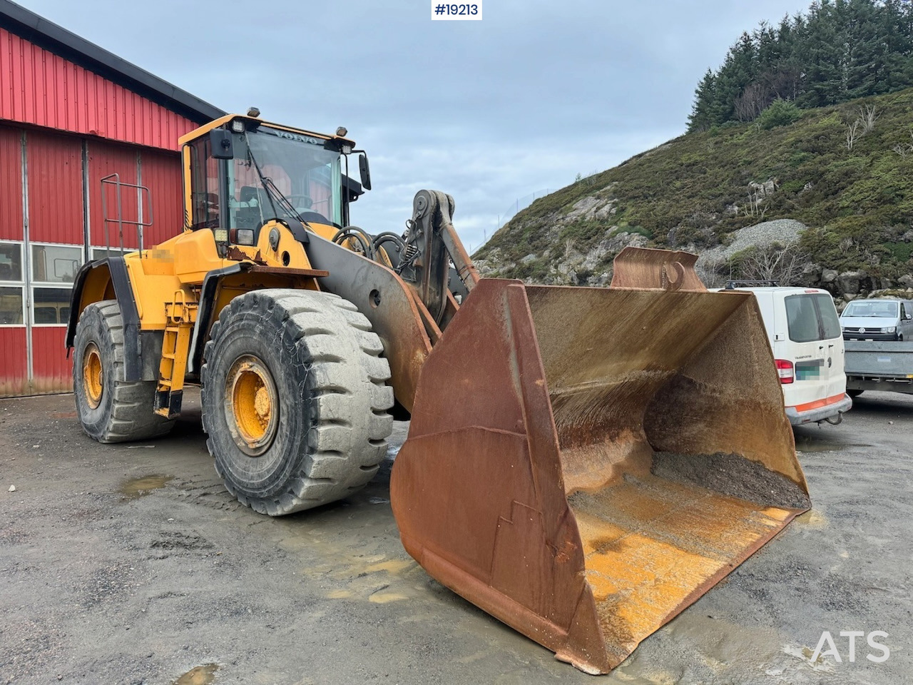 Volvo L220F - Încărcător frontal pe pneuri: Foto 1 Volvo L220F - Încărcător frontal pe pneuri: Foto 1