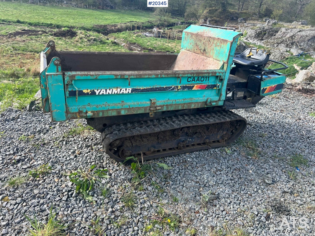 Yanmar C10R - Autobasculantă: Foto 5 Yanmar C10R - Autobasculantă: Foto 5
