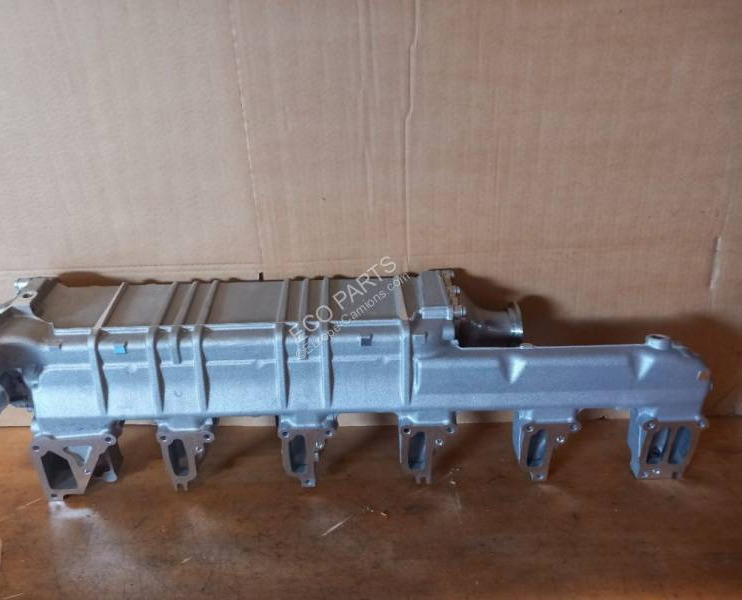 Mercedes - Sistem de evacuare pentru Camion: Foto 2 Mercedes - Sistem de evacuare pentru Camion: Foto 2