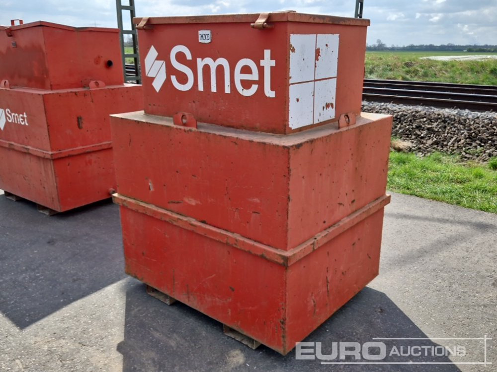 1,100 Litre Fuel Tank - Rezervor de stocare: Foto 2 1,100 Litre Fuel Tank - Rezervor de stocare: Foto 2