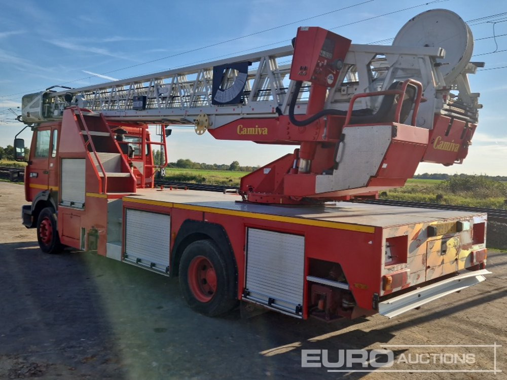 1999 Renault M230TI 4x2 Firebrigade Access Truck, Manual Gearbox (French Reg. Docs Available) - Camion cu nacela: Foto 3 1999 Renault M230TI 4x2 Firebrigade Access Truck, Manual Gearbox (French Reg. Docs Available) - Camion cu nacela: Foto 3