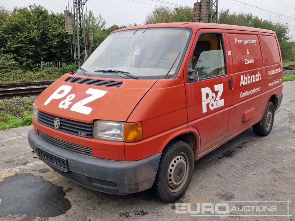 2003 Volkswagen T4 Transporter - Autoutilitară compactă: Foto 1 2003 Volkswagen T4 Transporter - Autoutilitară compactă: Foto 1