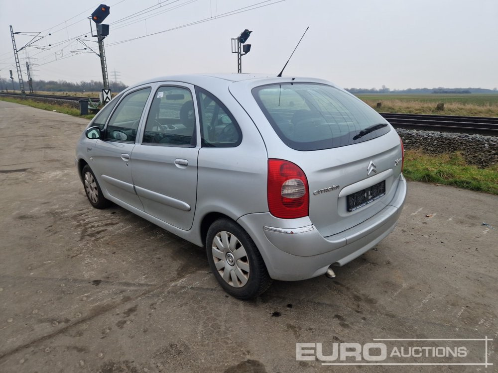 2004 Citroen Xsara Picasso - Automobil: Foto 3 2004 Citroen Xsara Picasso - Automobil: Foto 3