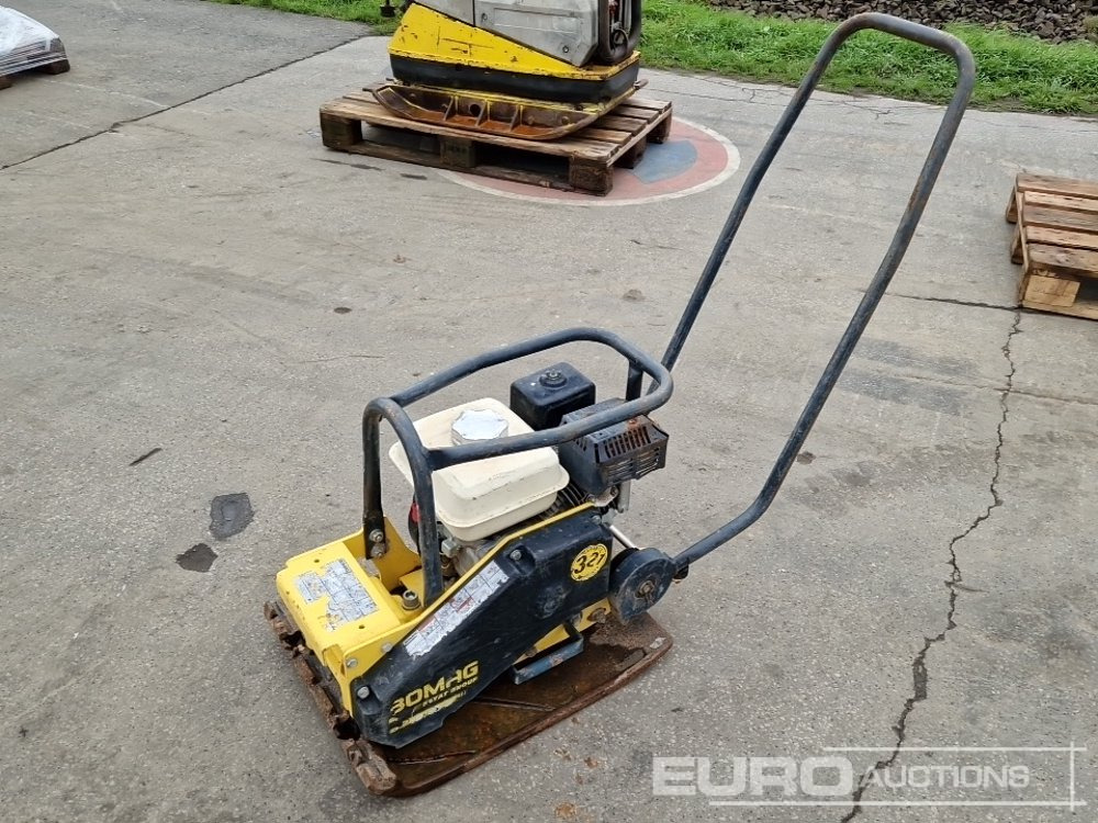 2008 Bomag BP18 45-2 - Maşină de asfaltat: Foto 1 2008 Bomag BP18 45-2 - Maşină de asfaltat: Foto 1