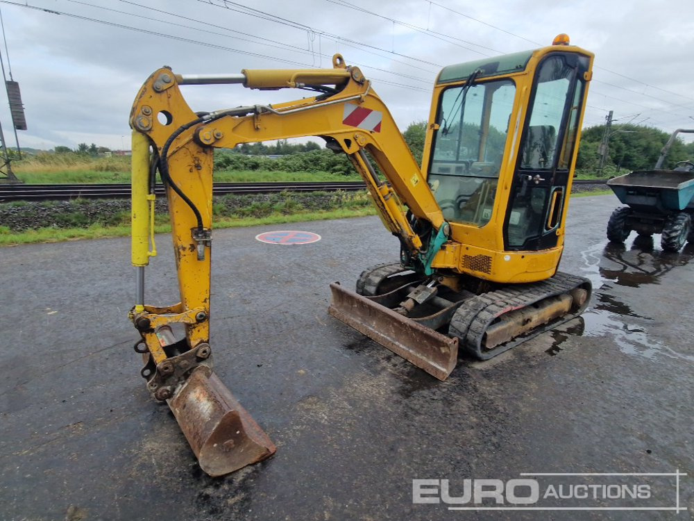 2010 Yanmar ViO30-3 - Mini excavator: Foto 1 2010 Yanmar ViO30-3 - Mini excavator: Foto 1