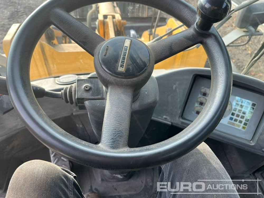 Încărcător frontal pe pneuri 2012 Liebherr L514: Foto 13