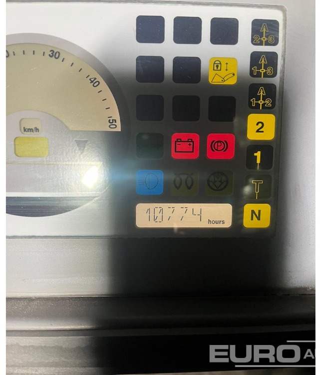 Încărcător frontal pe pneuri 2012 Liebherr L514: Foto 16