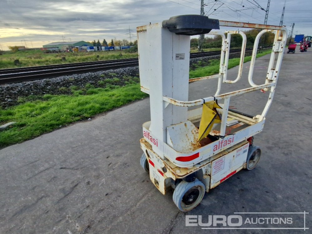 2013 JLG 1230ES - Platformă verticală: Foto 3 2013 JLG 1230ES - Platformă verticală: Foto 3