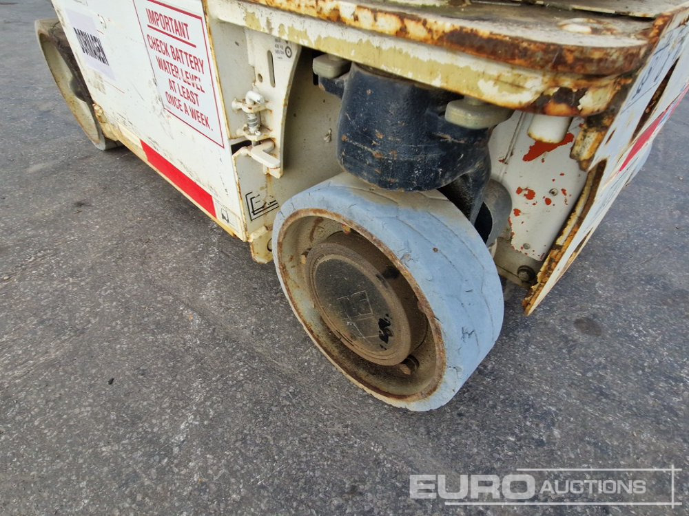 2013 JLG 1230ES - Platformă verticală: Foto 5 2013 JLG 1230ES - Platformă verticală: Foto 5