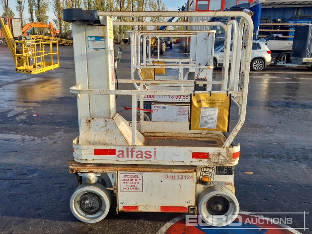 2013 JLG 1230ES - Platformă verticală: Foto 4 2013 JLG 1230ES - Platformă verticală: Foto 4