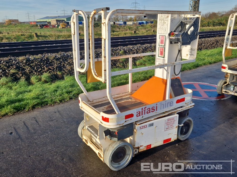 2013 JLG 1230ES - Platformă verticală: Foto 1 2013 JLG 1230ES - Platformă verticală: Foto 1