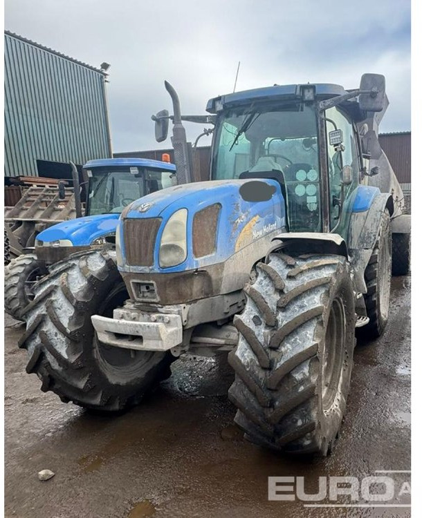 2013 New Holland T6030 - Tractor agricol: Foto 1 2013 New Holland T6030 - Tractor agricol: Foto 1