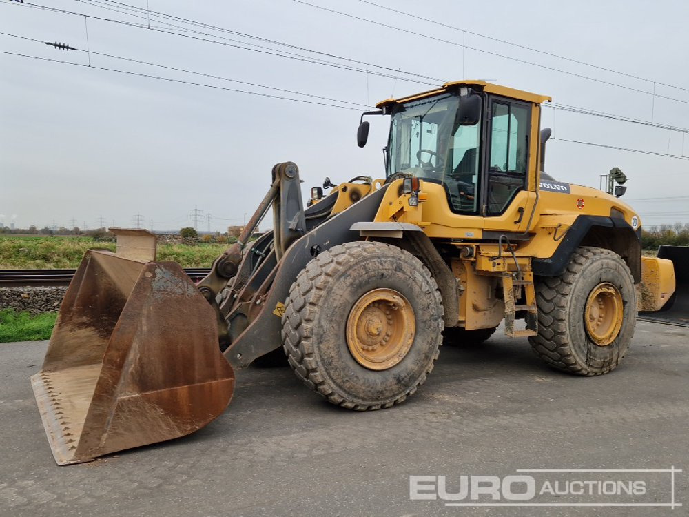 2013 Volvo L120G - Încărcător frontal pe pneuri: Foto 1 2013 Volvo L120G - Încărcător frontal pe pneuri: Foto 1