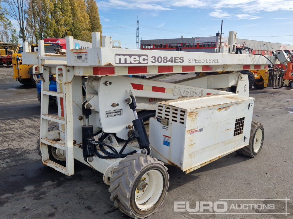 2015 JLG MEC3084ES - Platforma foarfeca: Foto 3 2015 JLG MEC3084ES - Platforma foarfeca: Foto 3