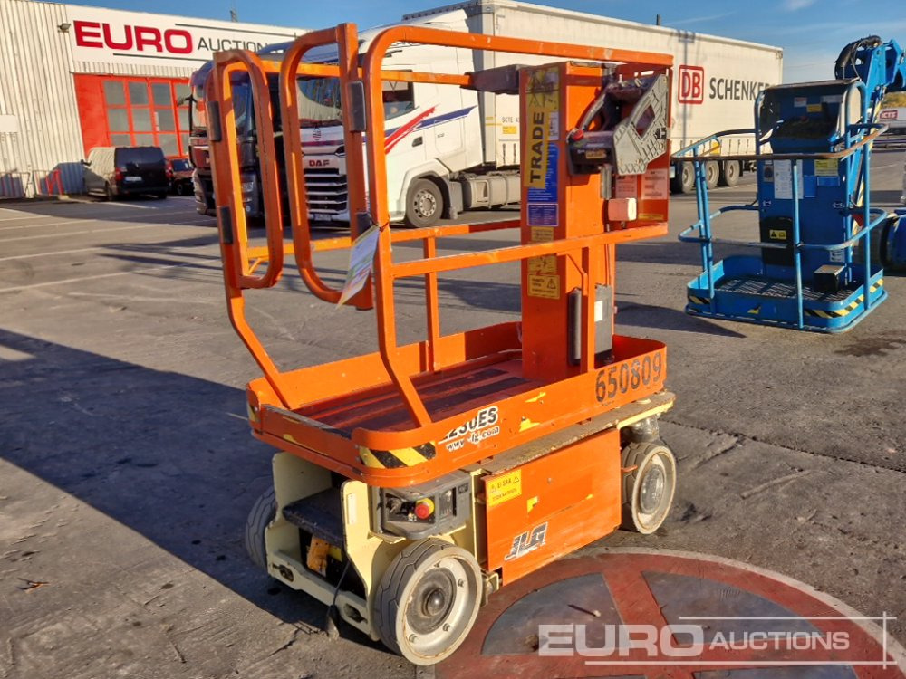 2016 JLG 1230ES - Platformă verticală: Foto 5 2016 JLG 1230ES - Platformă verticală: Foto 5