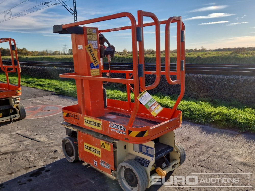 2016 JLG 1230ES - Platformă verticală: Foto 3 2016 JLG 1230ES - Platformă verticală: Foto 3