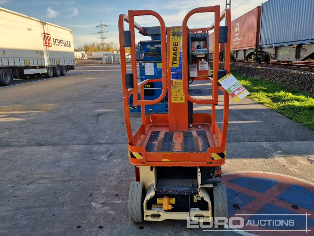 2016 JLG 1230ES - Platformă verticală: Foto 4 2016 JLG 1230ES - Platformă verticală: Foto 4