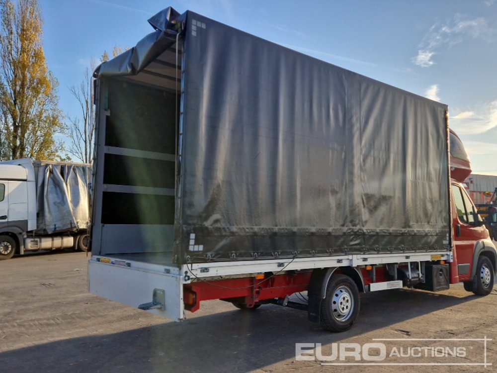 2017 Peugot Boxer, Electric Windows, A/C, Curtain Sider, JEGGER Boxes (New Engine (63000 km)) - Autoutilitară cu prelată: Foto 5 2017 Peugot Boxer, Electric Windows, A/C, Curtain Sider, JEGGER Boxes (New Engine (63000 km)) - Autoutilitară cu prelată: Foto 5