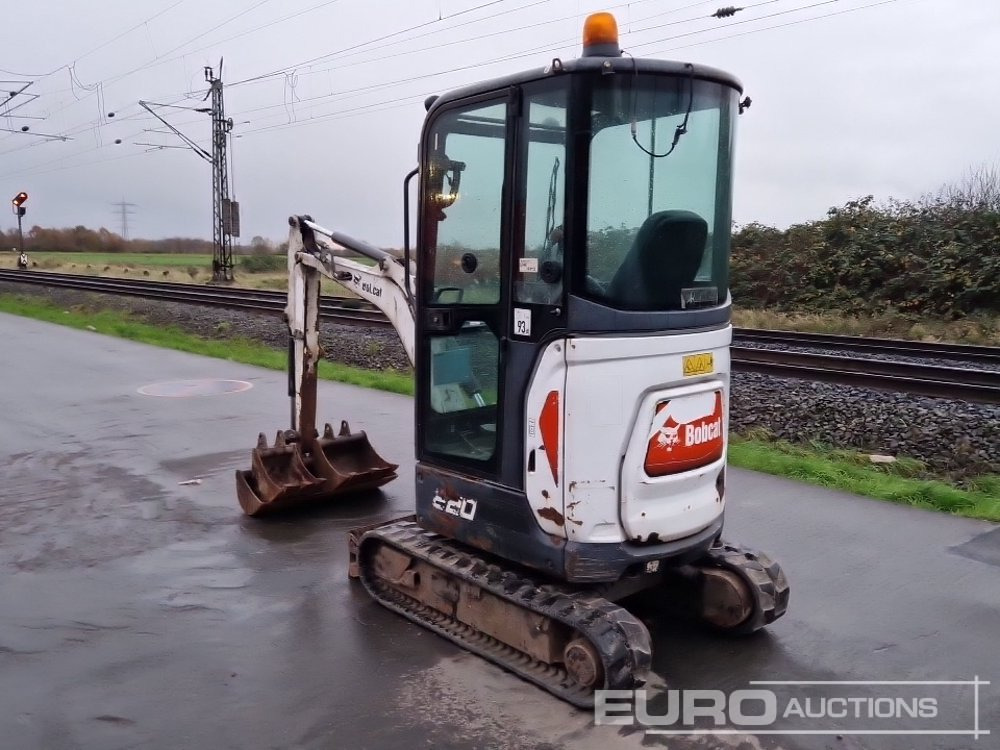 2018 Bobcat E20 - Mini excavator: Foto 3 2018 Bobcat E20 - Mini excavator: Foto 3