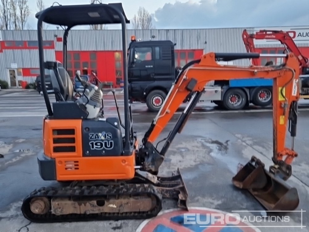 2019 Hitachi ZX19U-5A YR - Mini excavator: Foto 5 2019 Hitachi ZX19U-5A YR - Mini excavator: Foto 5