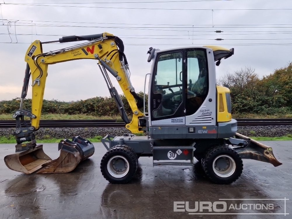 2019 Wacker Neuson EW65 - Excavator pe roţi: Foto 2 2019 Wacker Neuson EW65 - Excavator pe roţi: Foto 2