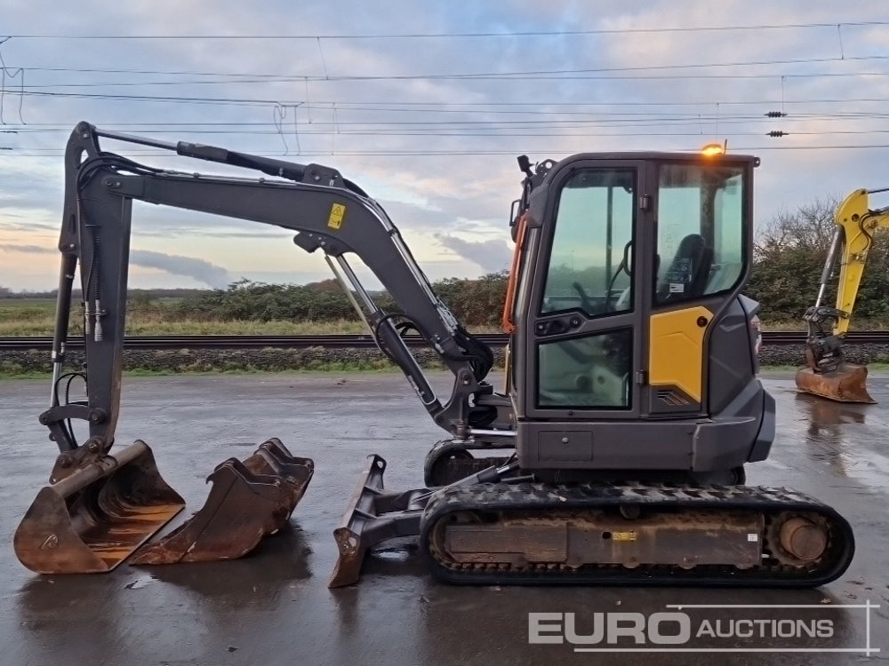 2021 Volvo ECR50F - Mini excavator: Foto 2 2021 Volvo ECR50F - Mini excavator: Foto 2