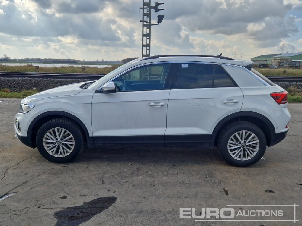 2024 Volkswagen T-Roc - SUV: Foto 2 2024 Volkswagen T-Roc - SUV: Foto 2