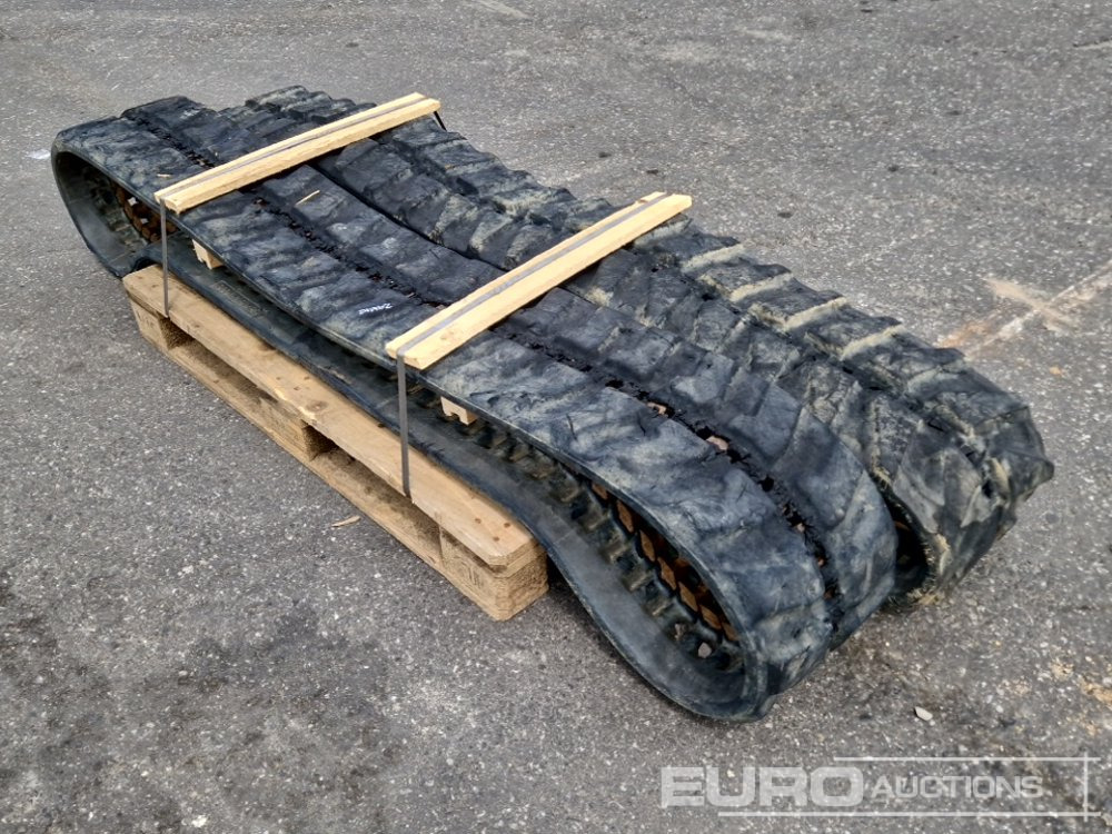300x52.5 Rubber Tracks (2 of) - Senila pentru Utilaje constructii: Foto 2 300x52.5 Rubber Tracks (2 of) - Senila pentru Utilaje constructii: Foto 2
