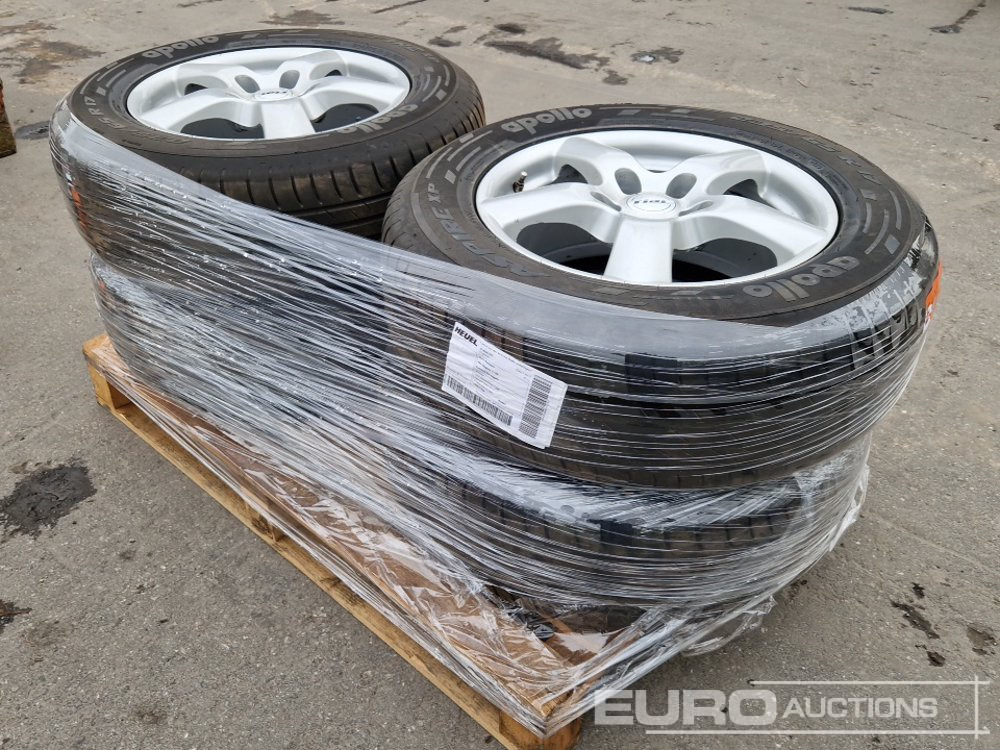 Apollo 235/65R17 Tyres on Rims (4 of) - Anvelopă: Foto 2 Apollo 235/65R17 Tyres on Rims (4 of) - Anvelopă: Foto 2