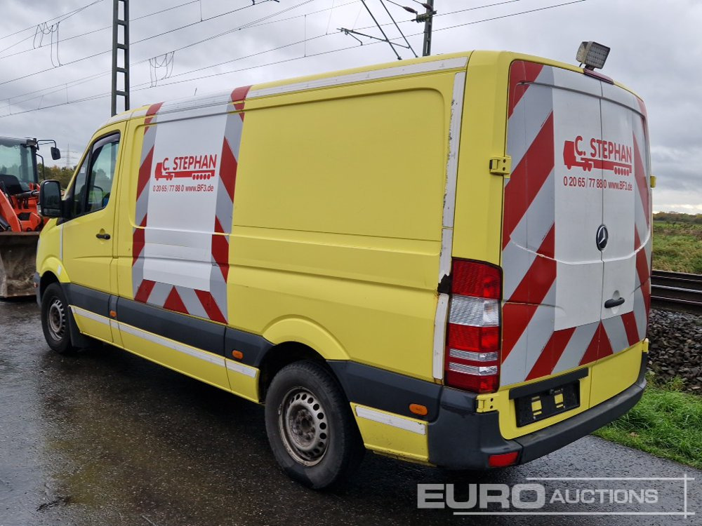 2016 Mercedes Benz Sprinter - Autoutilitară: Foto 3 2016 Mercedes Benz Sprinter - Autoutilitară: Foto 3
