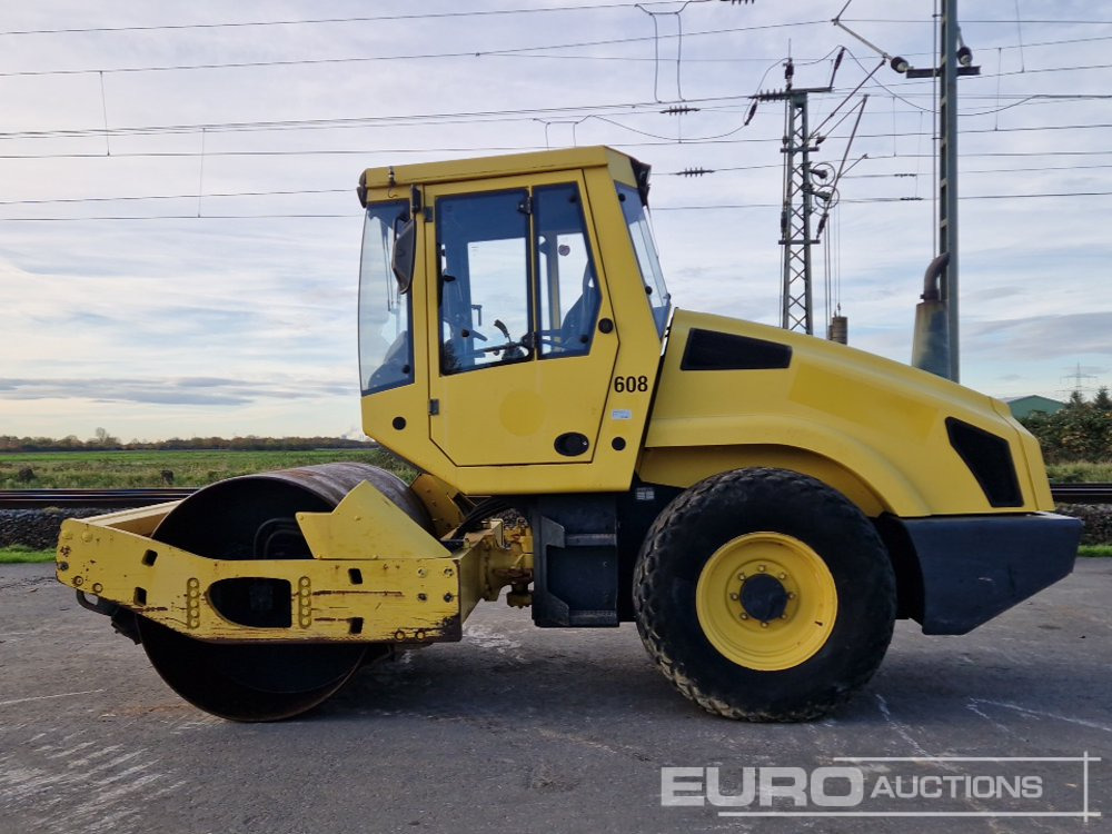 Bomag BW177D-4 - Cilindru compactor: Foto 2 Bomag BW177D-4 - Cilindru compactor: Foto 2