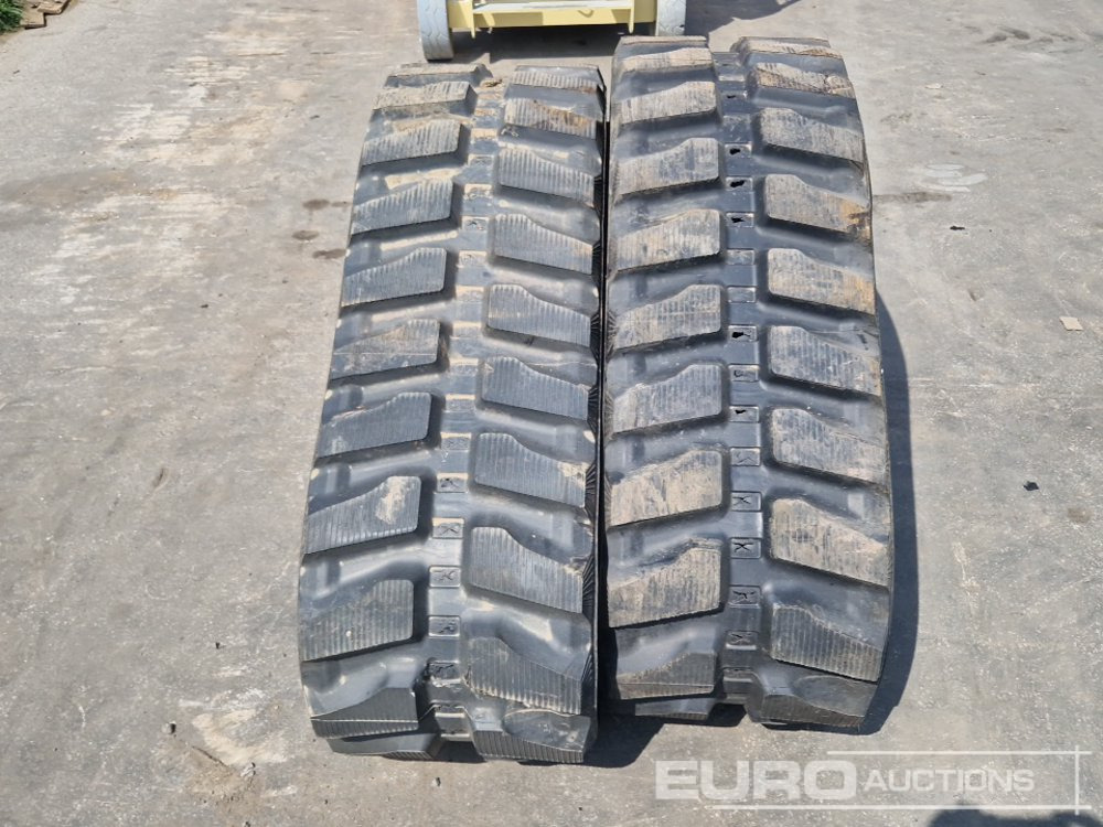 Bridgestone 450X76 Rubber Tracks (2 of) - Senila pentru Utilaje constructii: Foto 5 Bridgestone 450X76 Rubber Tracks (2 of) - Senila pentru Utilaje constructii: Foto 5
