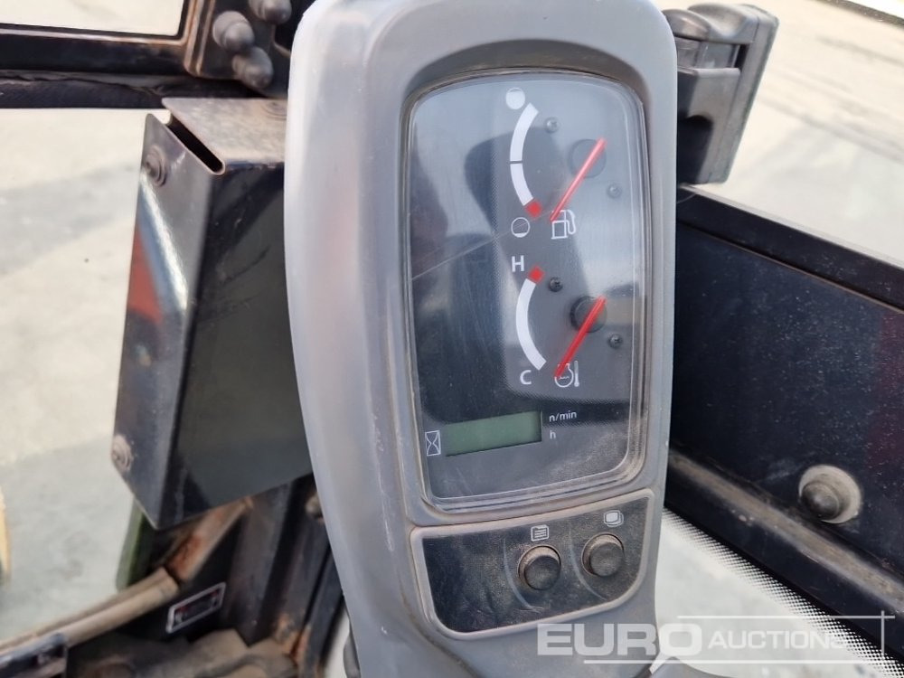 Mini excavator Kubota KX015-4: Foto 28 Mini excavator Kubota KX015-4: Foto 28