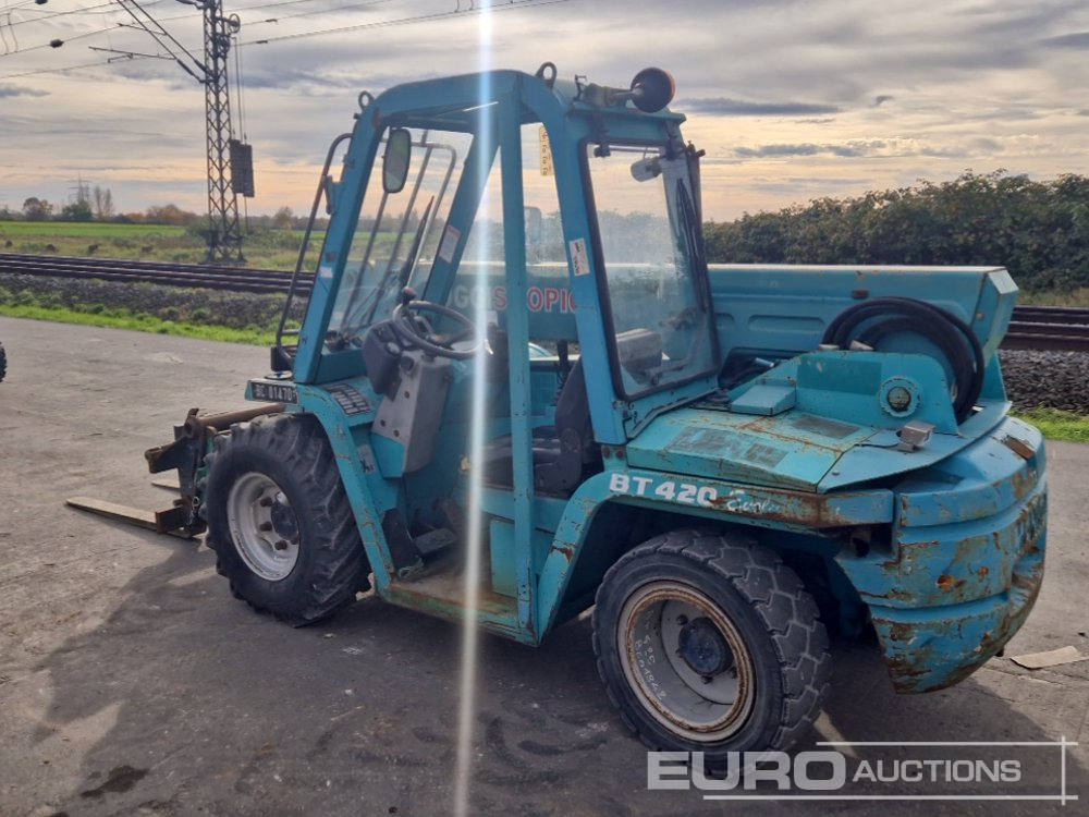 Manitou BT420 - Stivuitor telescopic: Foto 3 Manitou BT420 - Stivuitor telescopic: Foto 3