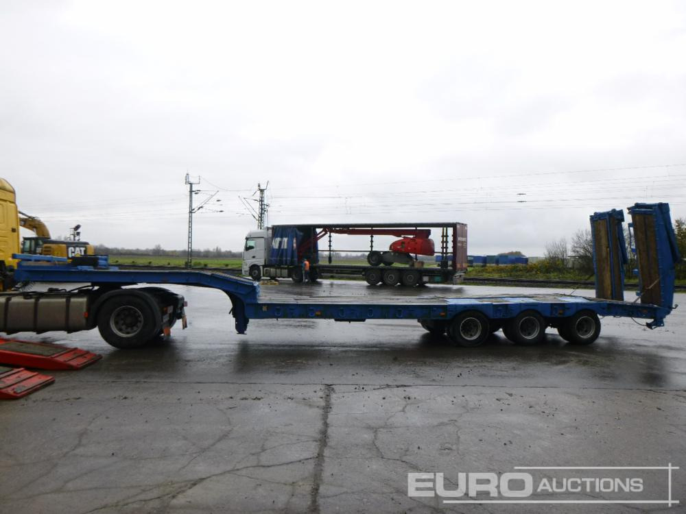 McCauley 3136 - Semiremorcă transport agabaritic: Foto 2 McCauley 3136 - Semiremorcă transport agabaritic: Foto 2