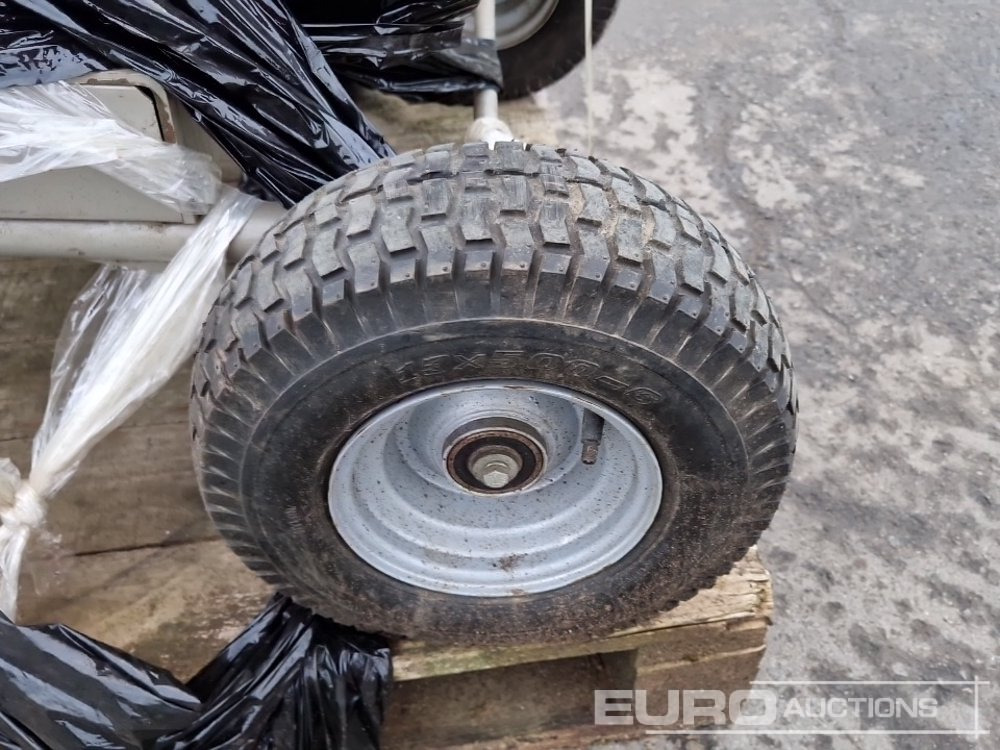 Mobile Garden Wood Chipper - Tocător de lemne: Foto 5 Mobile Garden Wood Chipper - Tocător de lemne: Foto 5