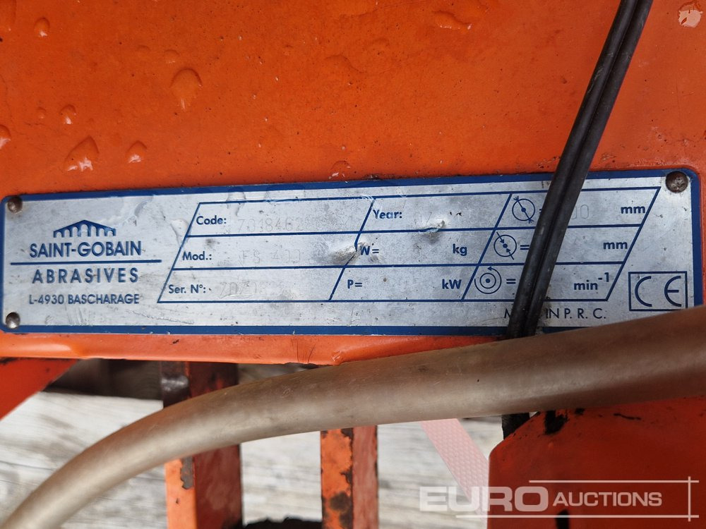 Incalzitor constructii Pallet of Asphalt Saw, Electric Space Heater (2 of) Wacker Water Pump: Foto 11 Incalzitor constructii Pallet of Asphalt Saw, Electric Space Heater (2 of) Wacker Water Pump: Foto 11