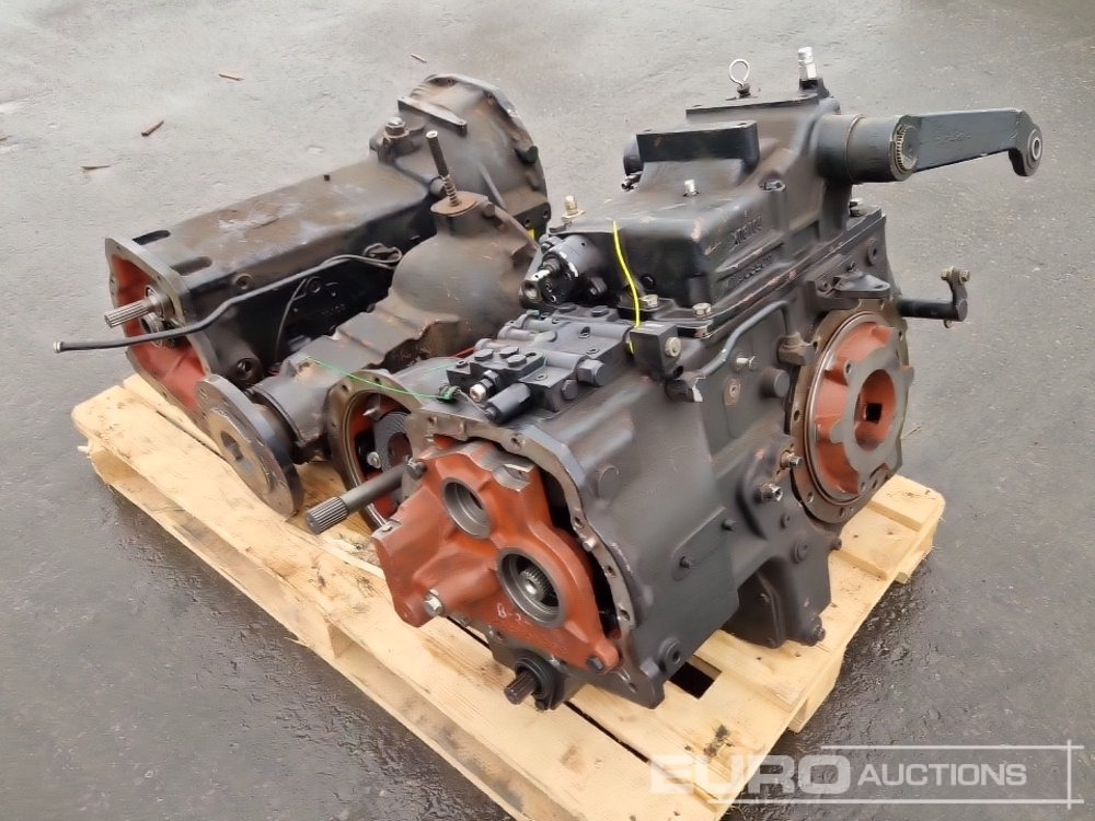 Easy Drive Gearbox + Rear Axle to suit New Holland Boomer 3050 - Piesă de schimb: Foto 3 Easy Drive Gearbox + Rear Axle to suit New Holland Boomer 3050 - Piesă de schimb: Foto 3
