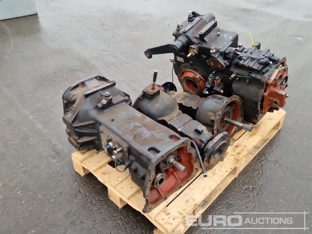 Easy Drive Gearbox + Rear Axle to suit New Holland Boomer 3050 - Piesă de schimb: Foto 2 Easy Drive Gearbox + Rear Axle to suit New Holland Boomer 3050 - Piesă de schimb: Foto 2