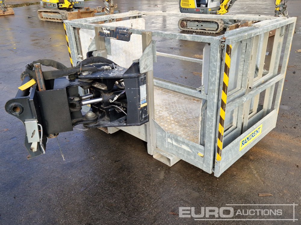 2013 Manitou 2.25/4 MT Manbasket to suit Telehandler - Stivuitor: Foto 3 2013 Manitou 2.25/4 MT Manbasket to suit Telehandler - Stivuitor: Foto 3